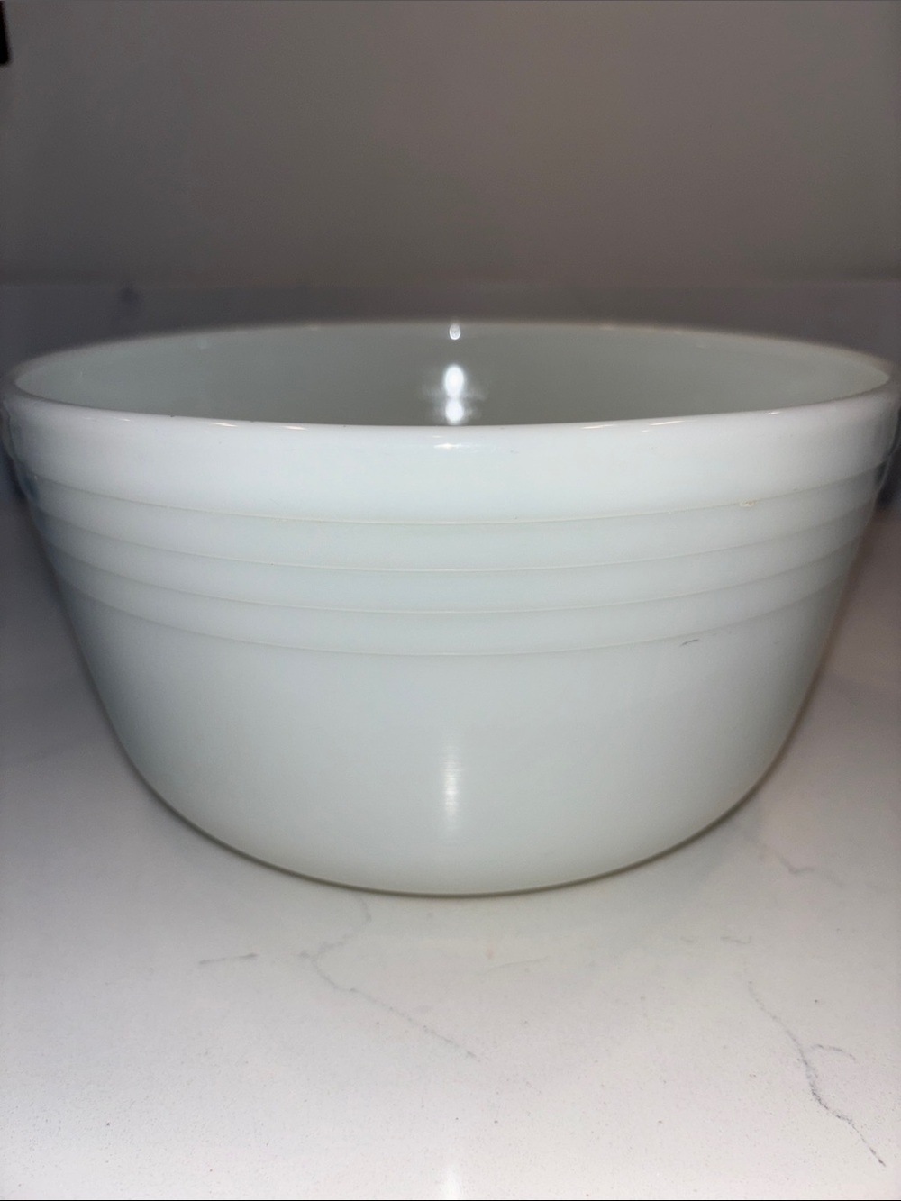 PYREX Classic White Milk Glass Mixing Bowl